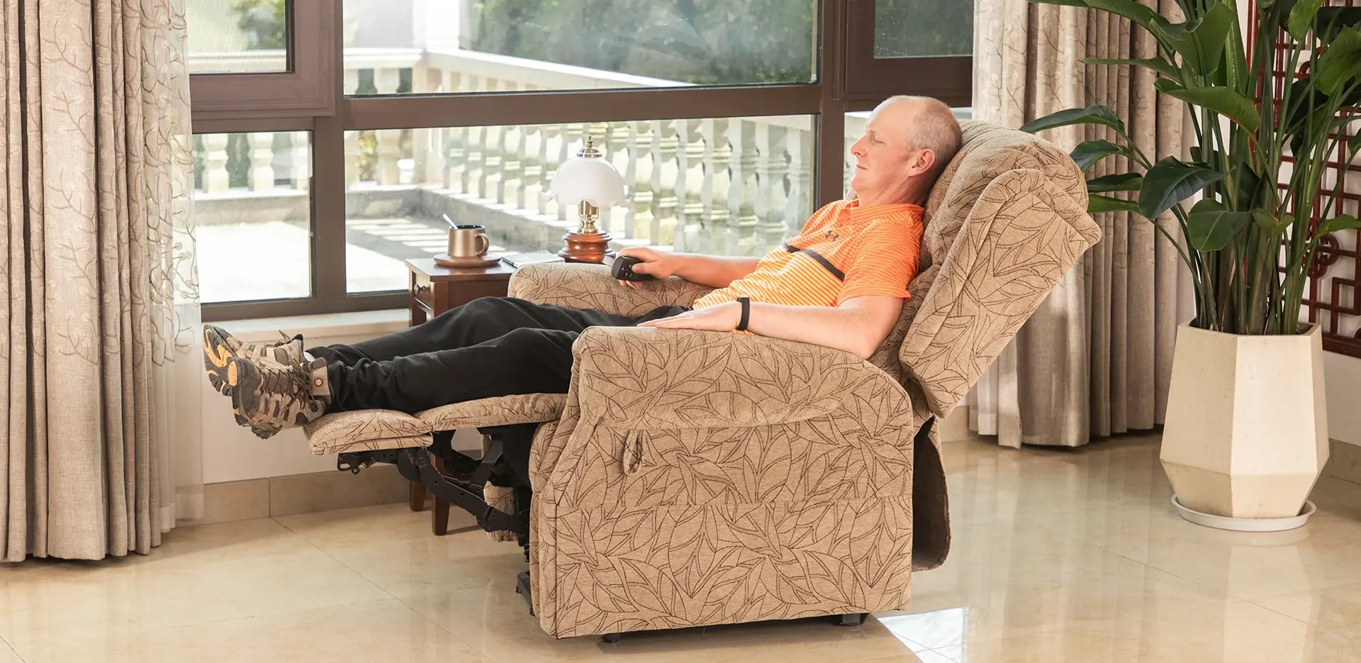Krit Designers luxury home theatre recliner